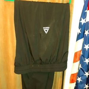Reebok Sweats/joggers NWOT never worn no stains